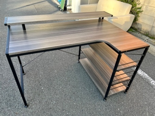 SALE‼️￥5500(税込) 棚付き　パソコンデスク　オフィスデスク