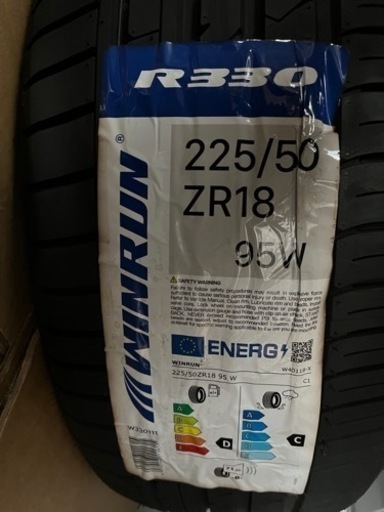 225/50R18新品