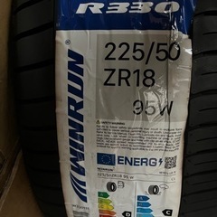 225/50R18新品