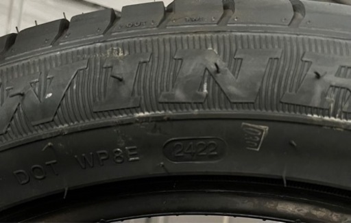 225/50R18新品