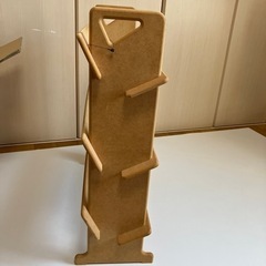 本棚、棚、ラックの画像