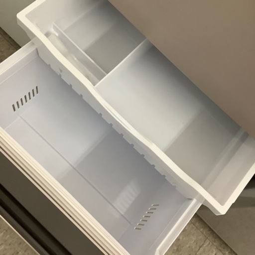 HITACHI 3ドア冷蔵庫 R-V38RVL