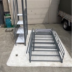  【訳あり💦お買得‼️】鉄製ロフトベッド 階段付き🟡 の画像