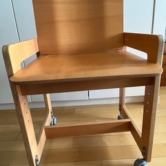 無印良品　可動式子供用チェア