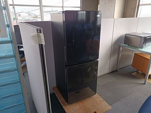 ハイアール　JR-NF148B　２ドア冷蔵庫　黒色　148L『中古良品』2019年