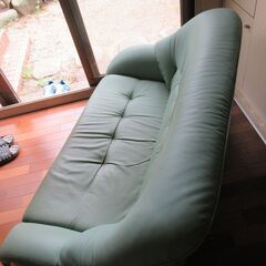 ソファー無料でお譲りします 　の画像