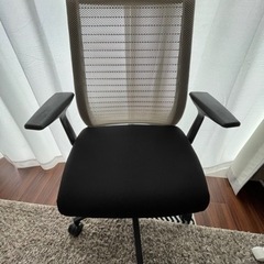 美品！Steelcase シンク オフィスチェアの画像
