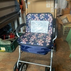 シルバーカー　ボクスト