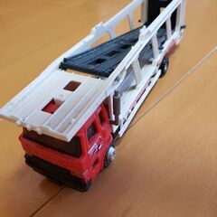 トミカ　キャリアカー　カーキャリア　