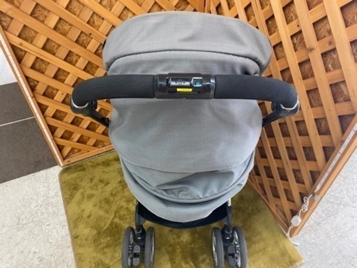 【愛品館 江戸川店】コンビ ホワイトレーベル アンブレッタ 4キャス エッグショック UH ベビーカーID:110-024635-00