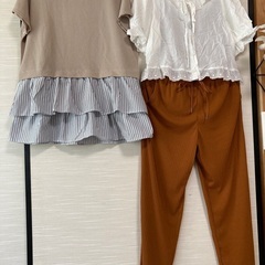 価格交渉あり☆少し大人めなフリル系カットソー＆ボトムス