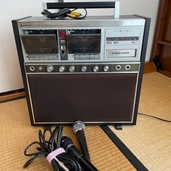 【昭和レトロ】HITACH カセット&8TRACKプレイヤー　ジ...