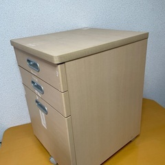 キャビネット差し上げます