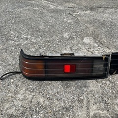 RX7テールランプとガーニッシュの画像