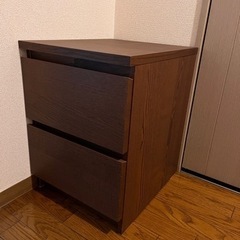 IKEA「MARM」 2段チェストの画像