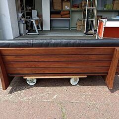 シギヤマ家具　LEATHER WOOD180　本革張り３人掛けソファー『中古良品、小傷あり』の画像