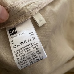 ほぼ未使用　スーツ  GUジャケッ　レディースの画像