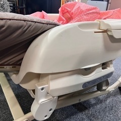 【自動】コード無し combi  ハイローチェアの画像