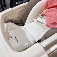 【自動】コード無し combi  ハイローチェアの画像