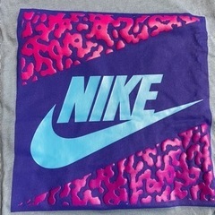 新品未使用 NIKE メンズ Tシャツの画像