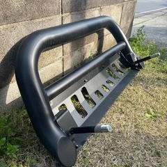 フロントガード ハイエースの画像