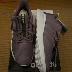 靴/バッグ 靴 スニーカーの画像