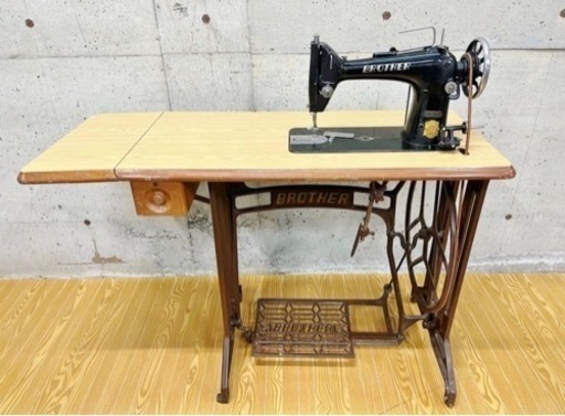現状品 BROTHER ブラザー 家庭用足踏みミシン TA1-B618 足踏みミシン