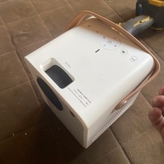 プロジェクター