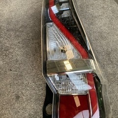 セレナ　GFC27 HFC27 テールライト　左側　ジャンク品の画像