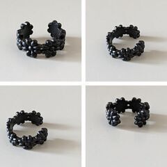 片耳用/フラワーイヤーカフ（新品）2個セットの画像