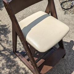 ランドセル収納チェアの画像