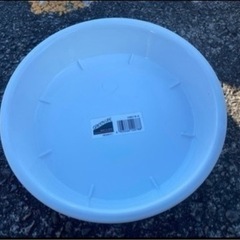 プラスチック製中深皿　値下げしましたの画像