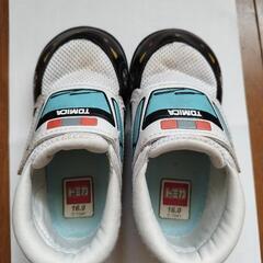 〈トミカ〉子供用シューズ　16センチの画像