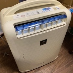 SHARP CV-C100W プラズマイオン除湿機 2013年製の画像