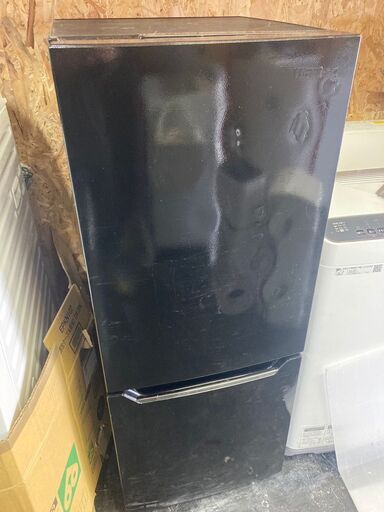☆中古￥12,500！Hisense　150㍑2ドア冷蔵庫　家電　2021年製　HR-D15CB型　幅48cmｘ奥行60cmｘ高さ123cm　【BD091】