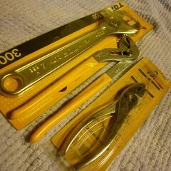 （管理-B-1)　TOP社プライヤとレンチセット未使用品