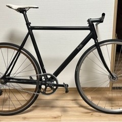 自転車 ピストバイクFuji track arcv トラアカ フジトラ
