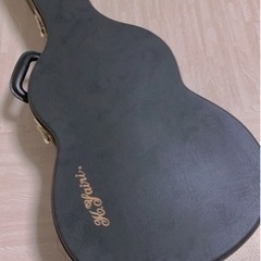 中古　アコースティックギターケース付きの画像