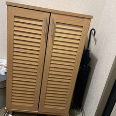 玄関収納　靴箱