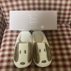 新品　SNOOPYスリッパ