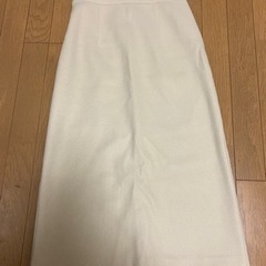 タイトスカート　きれいめ　春秋冬