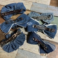 早い者勝ち‼️10種類から2個 バレッタ デニムリメイクの画像
