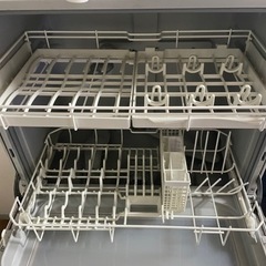 ⭐️4月限定⭐️Panasonic パナソニック　食洗機　食器洗い乾燥機　NP-TH1の画像
