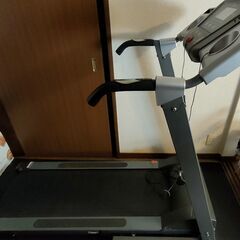 ダイコー ルームランナー DK8320E 接触不良エラーにより故障中の画像