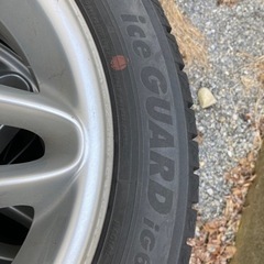 車のパーツ タイヤ、ホイールの画像