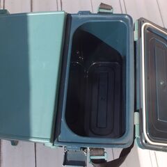 テーブルクーラーボックス　キャンプにの画像