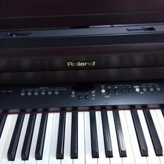 Roland 電子ピアノ  70320　少々の音割れ有。の画像