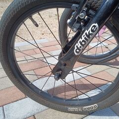 受取先決まりました　子供用の自転車です。男の子と女の子用です。