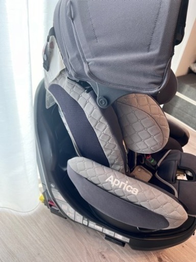 アップリカ　チャイルドシート　フラディアグロウプレミアムisofix 