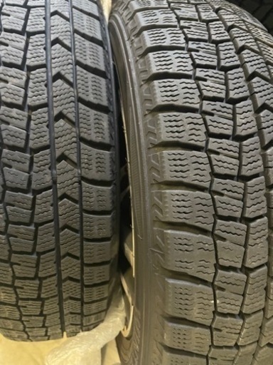 車のパーツ タイヤ、ホイール